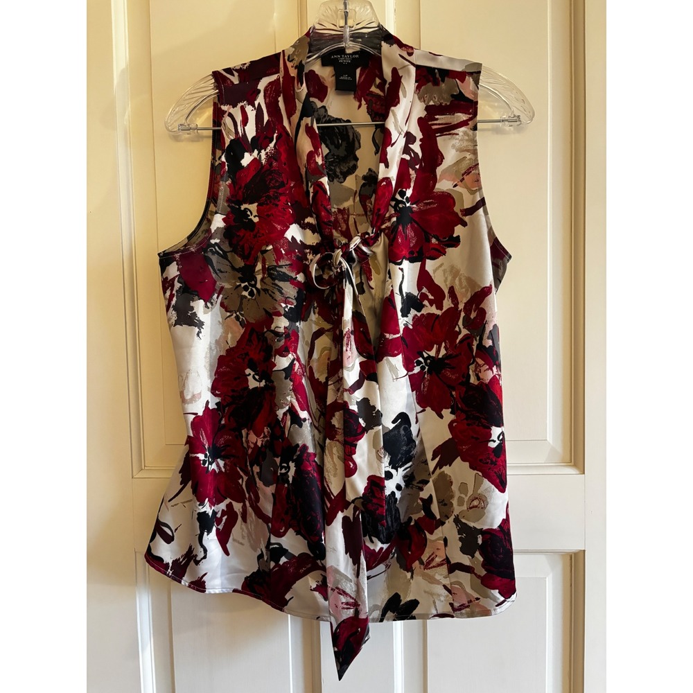 Ann Taylor Petite Red Floral Tie Neck Sleeveless Satin Blouse Top LP